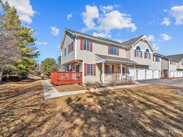 231 Village Creek Dr #231, Lake In The Hills, IL 60156