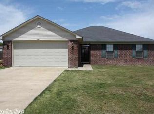 3330 Bentonville Dr, Conway, AR 72032