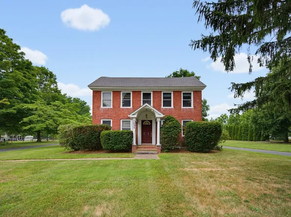 284 South St, Northborough, MA 01532