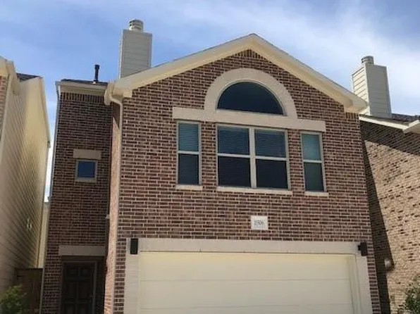 11506 Main Elm Dr, Houston, TX 77025