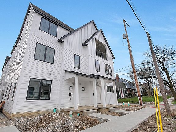 3rd image of 1242 Oxley Rd