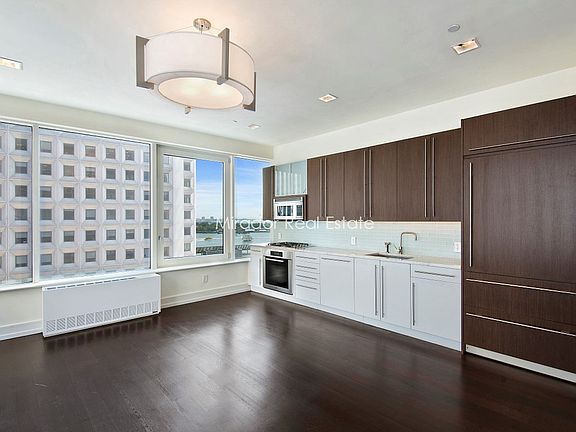 2nd image of 2 Water St APT 12h