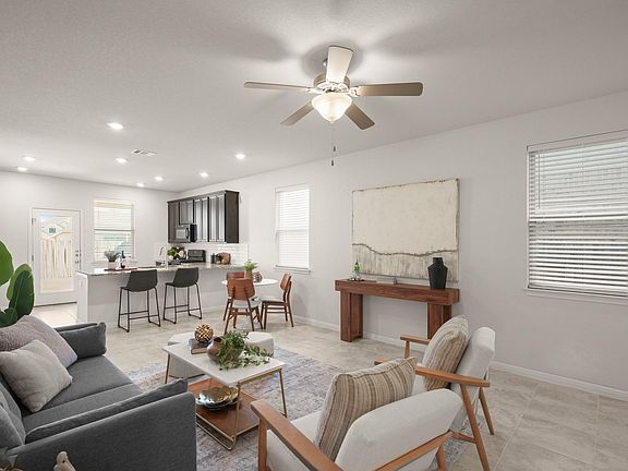 5th image of 152 Mountain Valley St
