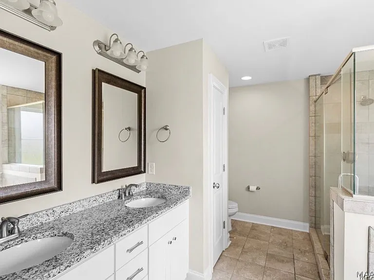 211 Lee Audis Ln — Photo 18