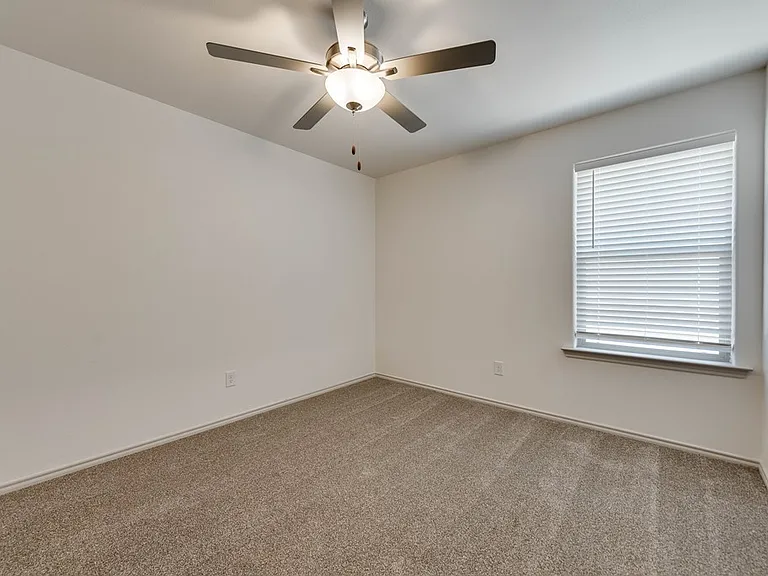 8212 E County Road 111 — Photo 15