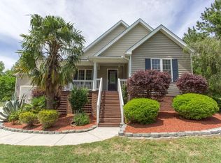 111 Hidden Fawn Ln, Hampstead, NC 28443