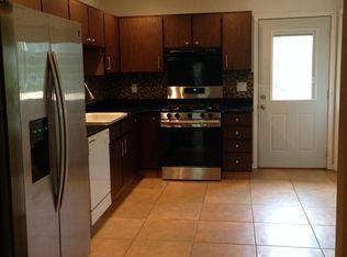 801 Deerfield Rd APT 2, Chatham, IL 62629