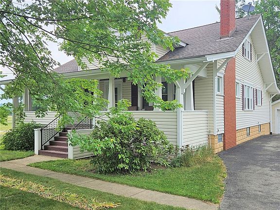 2nd image of 551 E Pike Rd