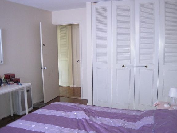 5th image of 60 Shrewsbury Green Dr Unit L