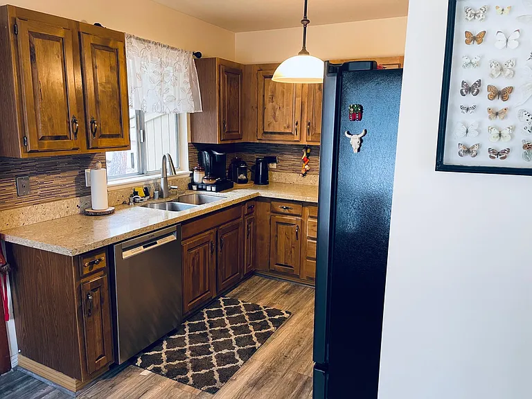 2029 Freeman Dr — Photo 11