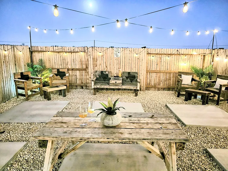 7544 Magnolia Vlg #101 — Photo 36