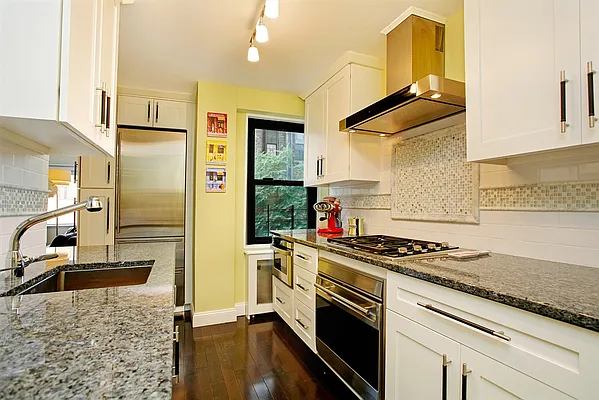 Sold by Corcoran | media 20