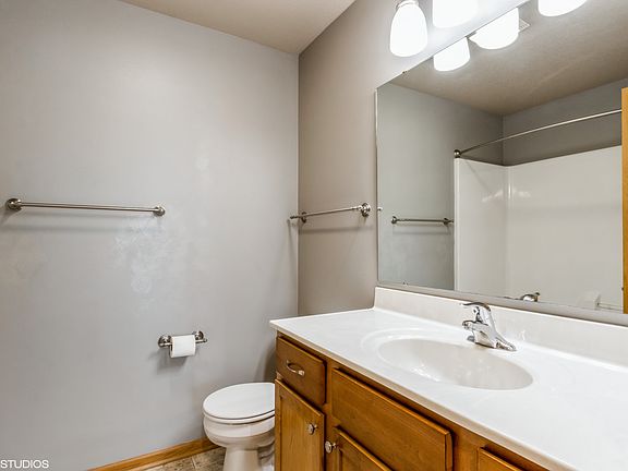 2nd image of 1472 Sadler Dr