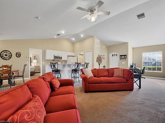 3rd image of 4409 NE 21st Ct