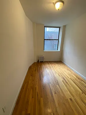Rented by Oxford Property Group | media 11