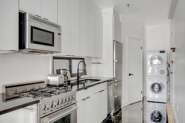 Rented by REAL New York | media 8