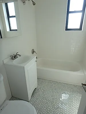 Rented by Level Group | media 14