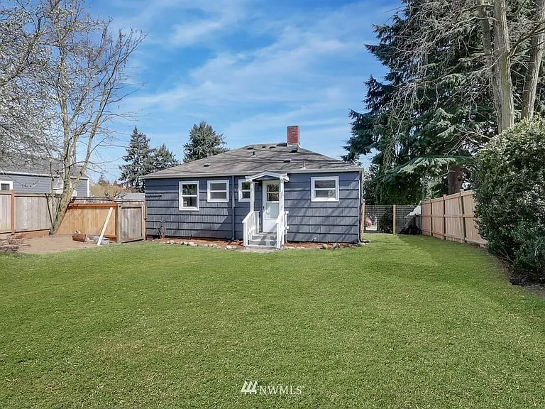 58th Ave NE — Photo 9