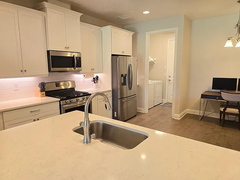 8514 Loren Cove Dr — Photo 8