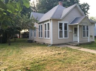 615 N Plum St, Farmer City, IL 61842