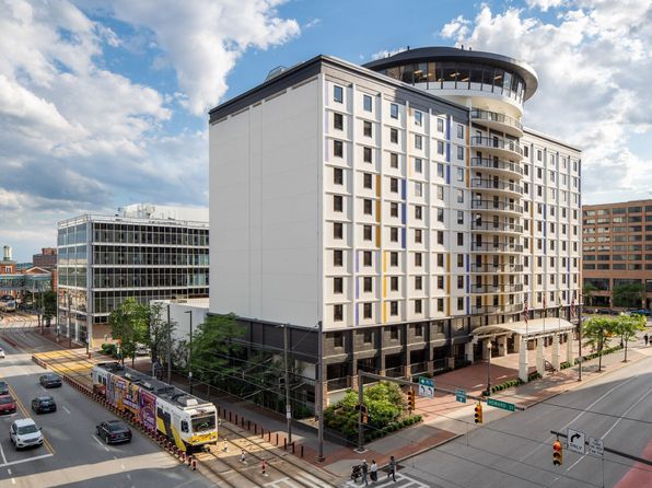 301 W Lombard St #1-209