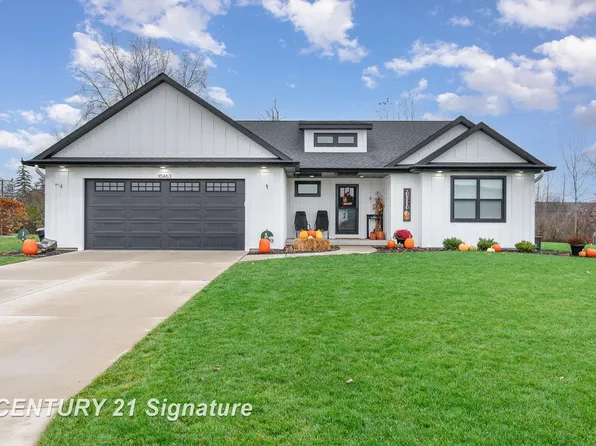 10463 Elly Ln, Freeland, MI 48623