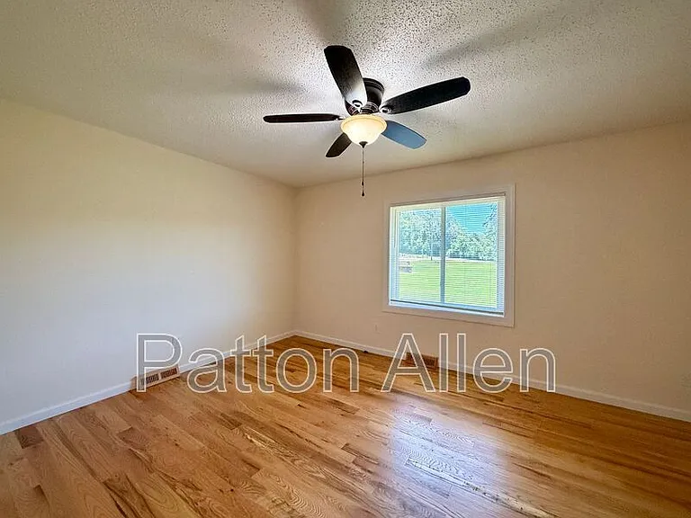 2 Dawnwood Cir — Photo 19