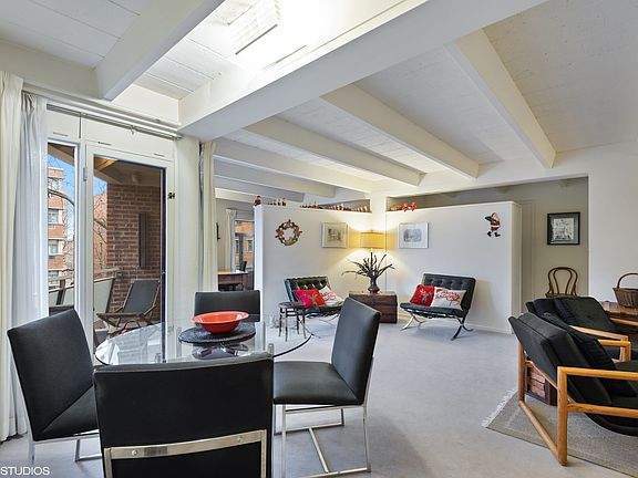 5th image of 1860 Sherman Ave APT 5NE