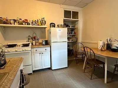 240 Hemenway St #11 — Photo 2