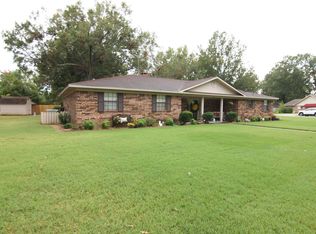 23 Privett Park Dr, Lonoke, AR 72086