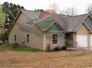 1386 Casey Creek Rd, Chesnee, SC 29323