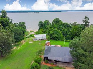 1197 Sunken Meadow Rd, Spring Grove, VA 23881