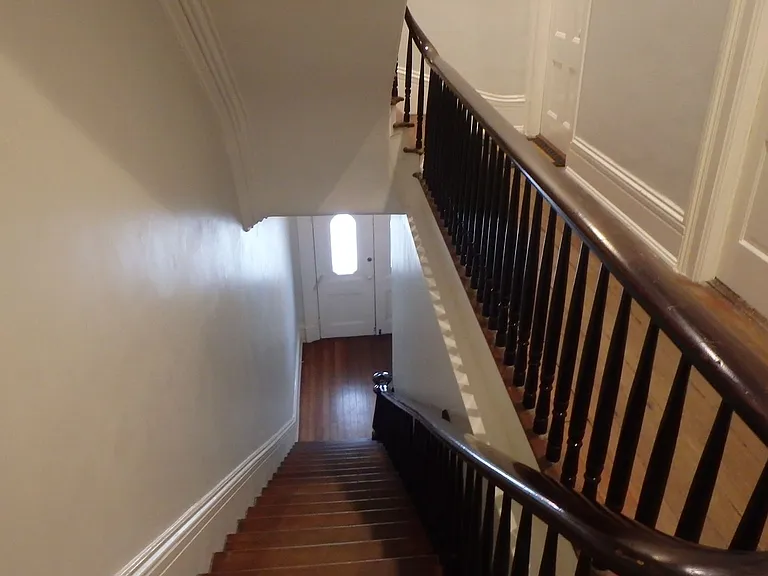 113 W Gaston St — Photo 5