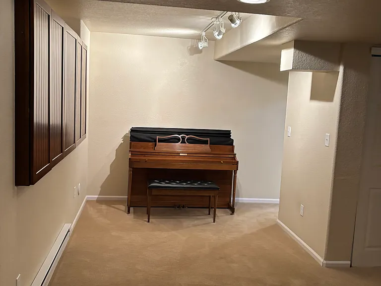 8038 E Fairmount Dr — Photo 9