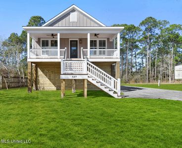 537 Royal Oak Dr, Pass Christian, MS, 39571
