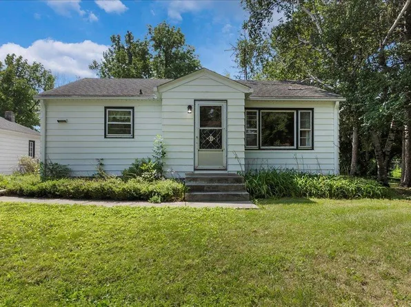 240 3rd St S, Montrose, MN 55363