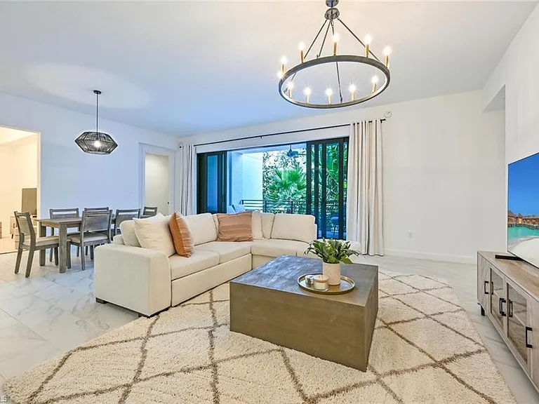 1115 Central Ave #243 — Photo 3