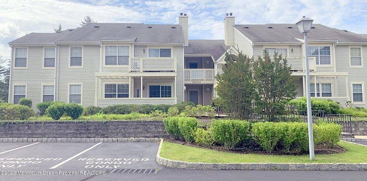 1st image of 309 Balsam Ct