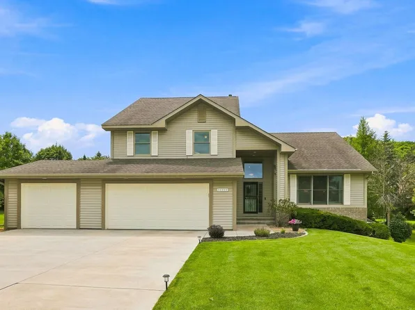 14335 48th Ave N, Plymouth, MN 55446