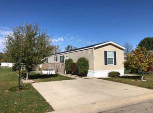 862 Cherry Tree Ln, Rochester, IN 46975