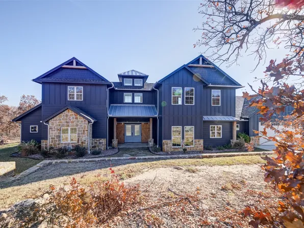 185 Lakeway Dr, Bowie, TX 76230