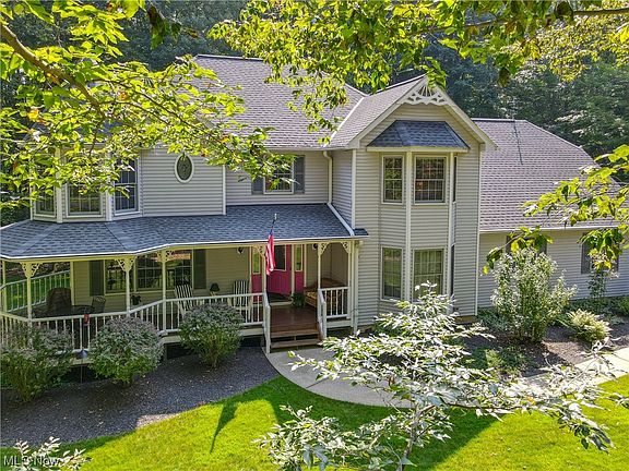 2nd image of 16725 Jennifer Ln