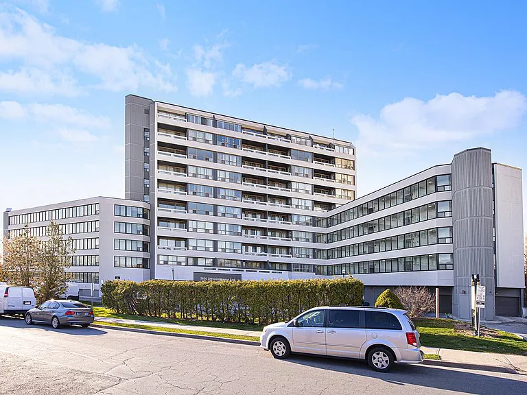 5600 Sheppard Ave E — Photo 28