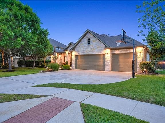 3rd image of 16201 Double Eagle Dr