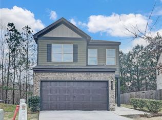 4518 Ravenwood Dr, Union City, GA 30291