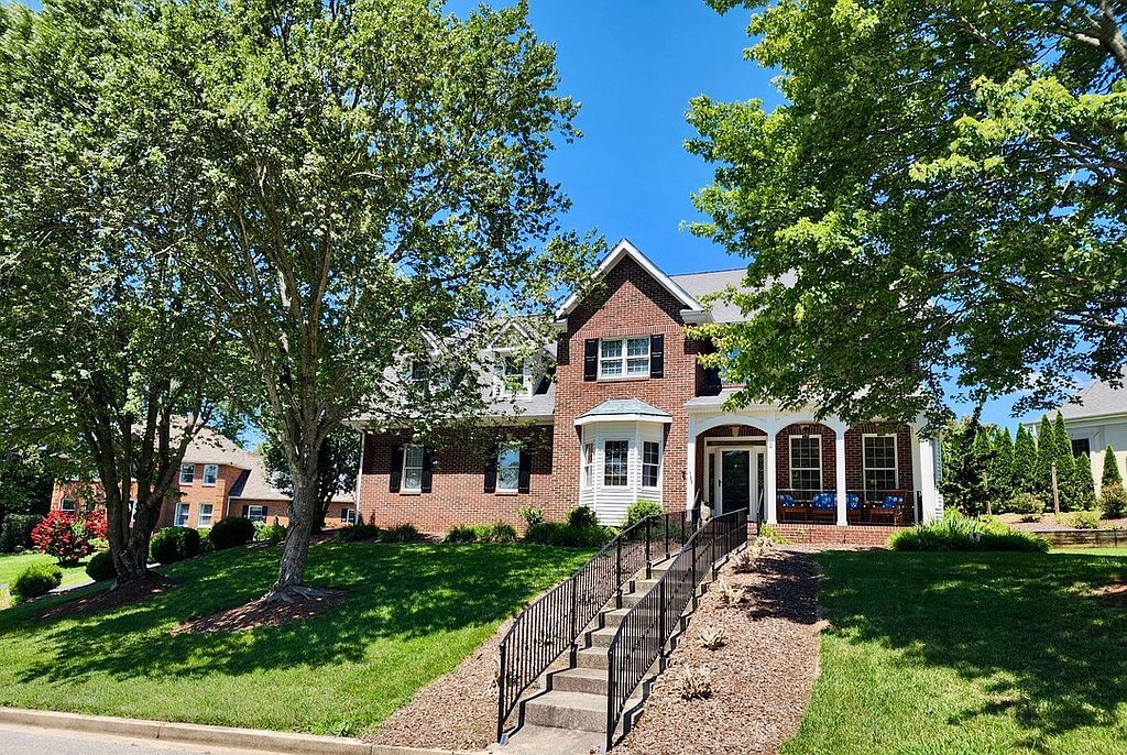 2 Caitlin Ct - Property Image