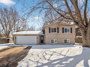 8412 Sumter Cir N, Brooklyn Park, MN 55445