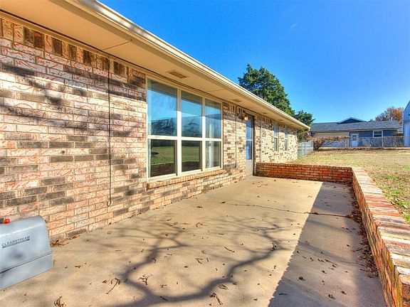 4th image of 312 Atchley Dr
