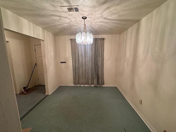 4th image of 3503 Avenue K