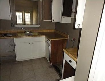 5th image of 2465 Sunny Meade Ct